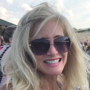 Meet your Posher, Lynn